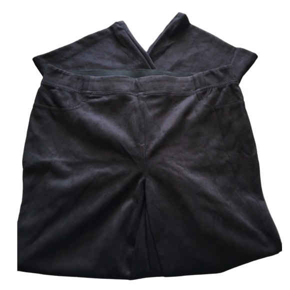 NWT Style & Co. Faux Suede Leather Pants. Size 10. Dark Grey. - Picture 4 of 6